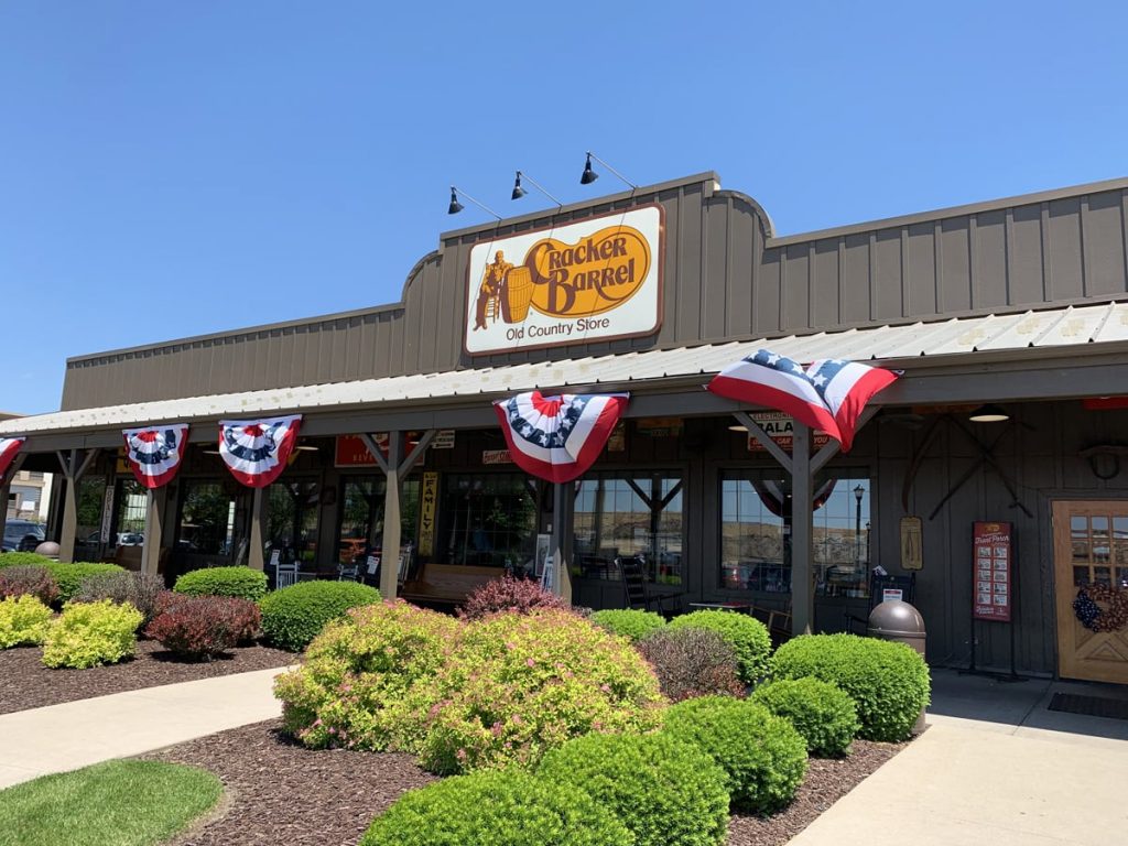 【番外編】アメリカのコストコへ行ってきたよ！その後（クラッカーバレル＆ホールフーズマーケット） コストコ通 コストコおすすめ商品の紹介ブログ