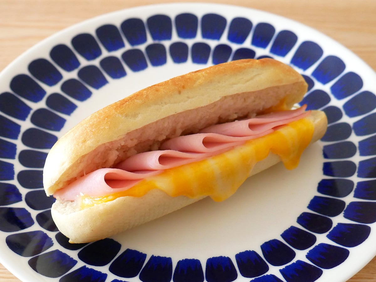 メニセーズ　パニーニ　1個　サンドイッチ