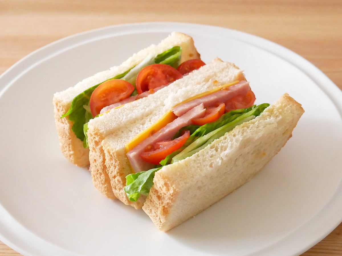 メニセーズ　食パン　プラチナパン　サンドイッチ