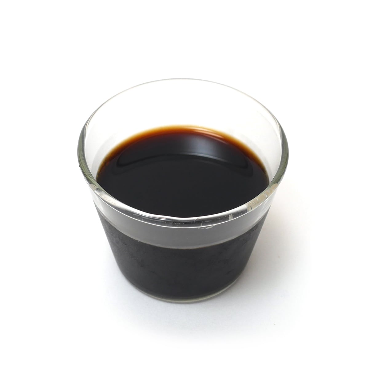 コストコ　三本珈琲 コーヒーベース（希釈コーヒー）1000ml×3本　原液（グラスに注いだ）