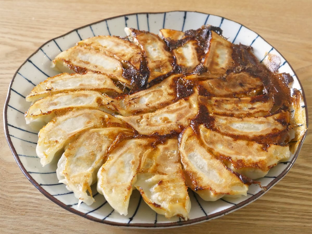 コストコ　餃子計画　生餃子　1kg　調理例（フライパンで焼いた）