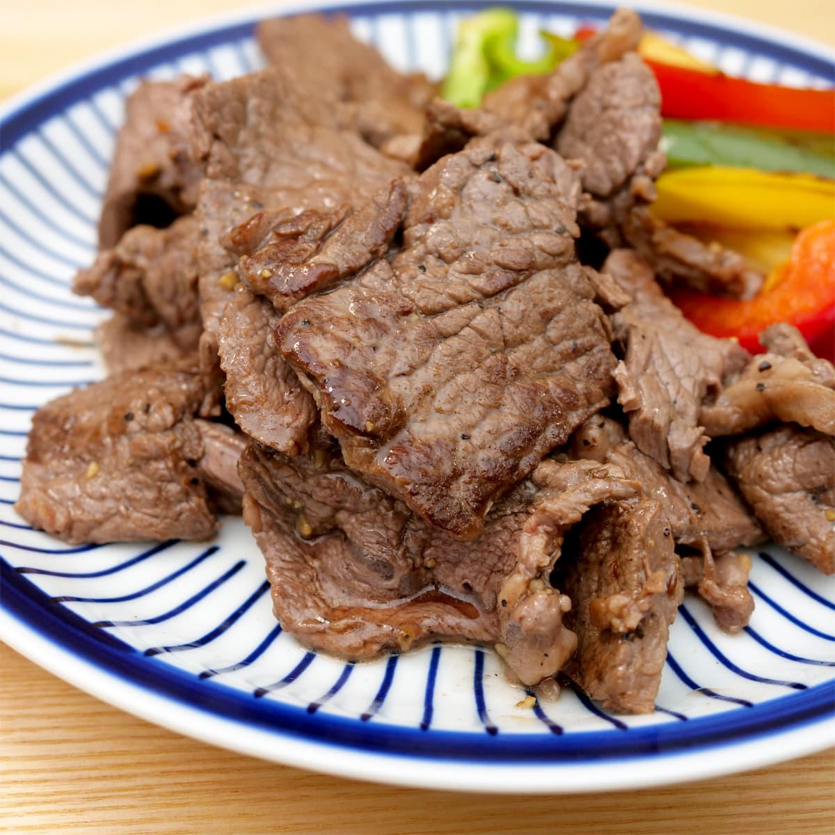 カナダ産AAAビーフ肩ロース　焼肉用　焼いた