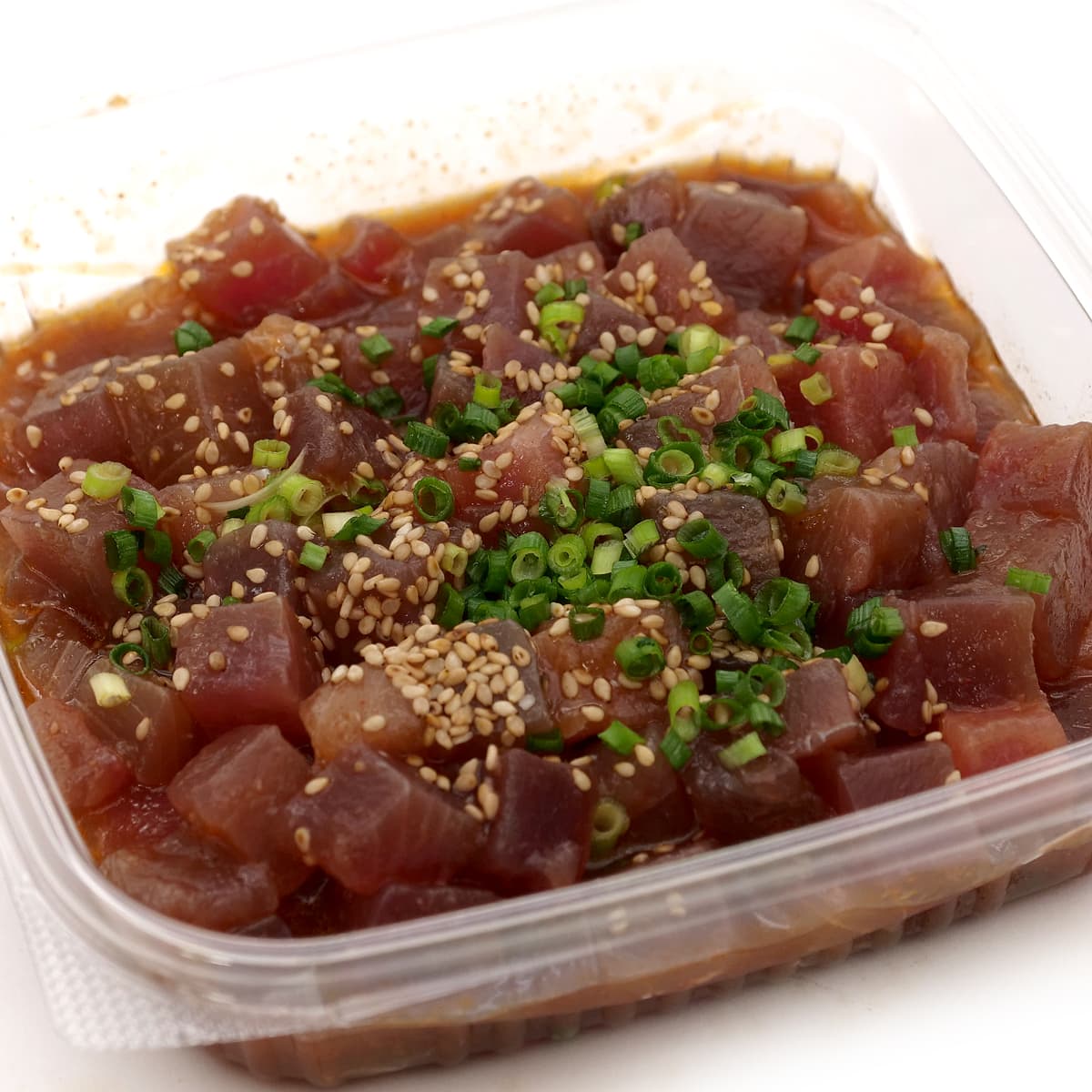 マグロポキ（ユッケ風）　開封