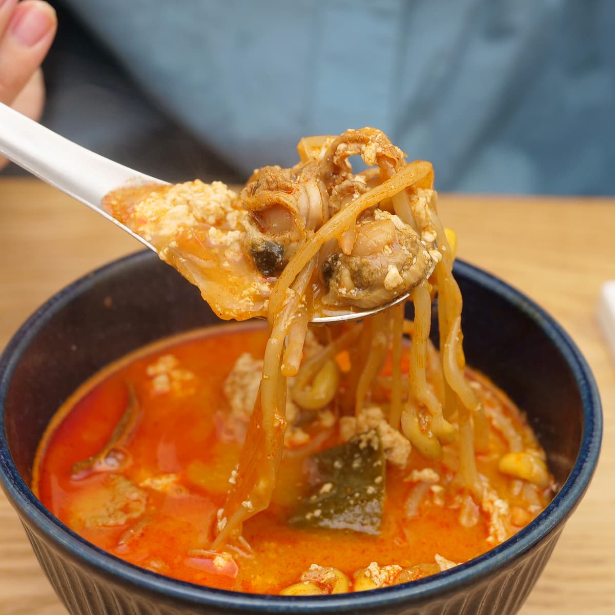 李王家　ほたてとおぼろ豆腐のスンドゥブチゲ　4人前　具だくさん