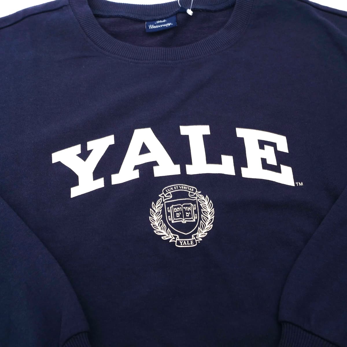 YALE大学　カレッジスウェット 胸のロゴマーク