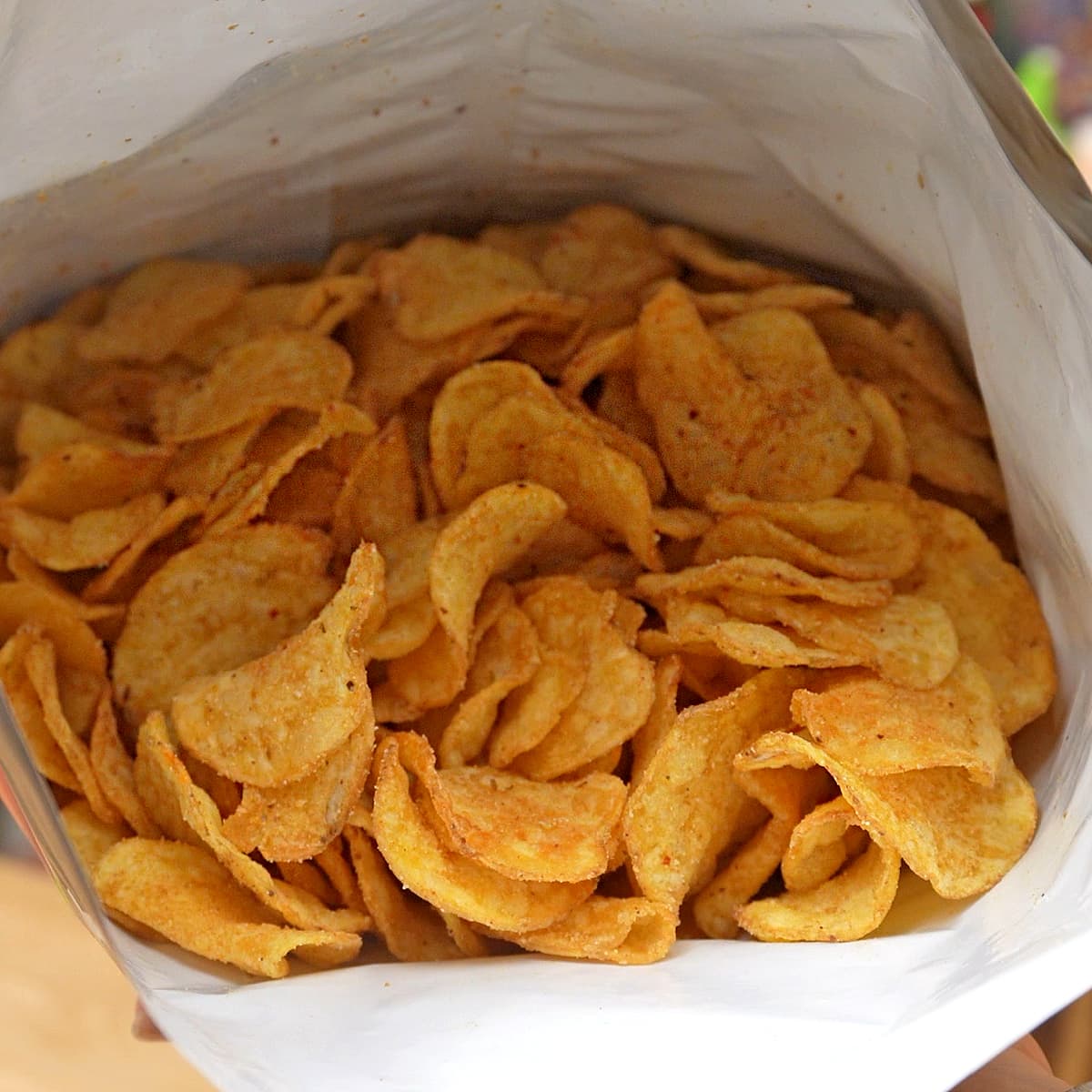 Hardbite（ハードバイト）ポテトチップス　タイチリライム　625g　開封中身