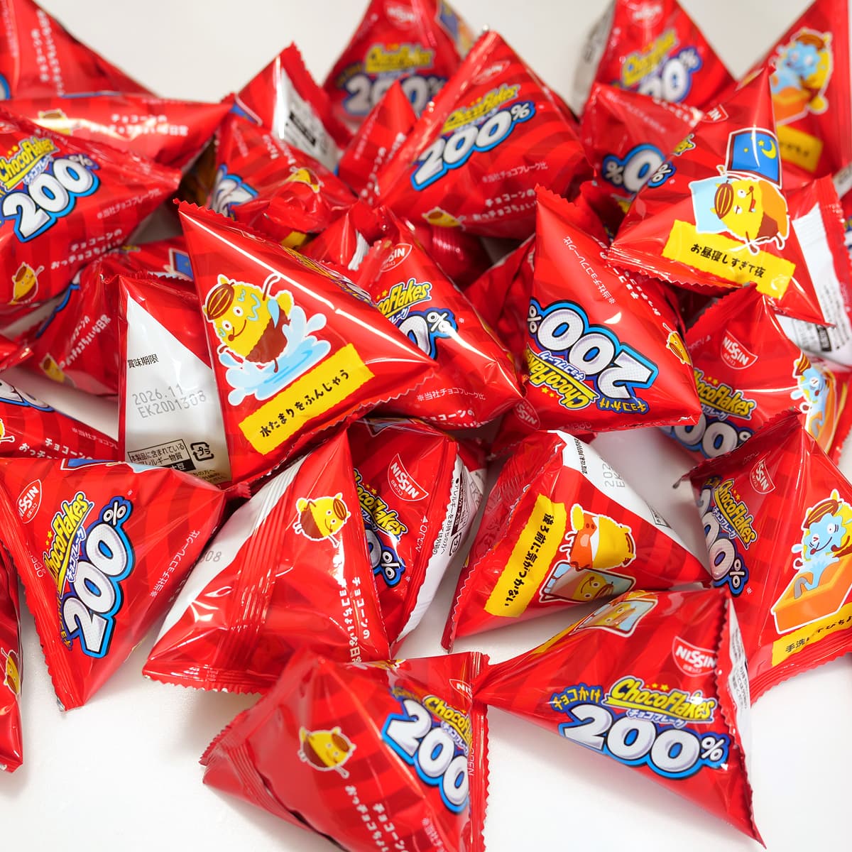 NISSIN　チョコフレークチョコがけ200％　600g　中身（全部出した）