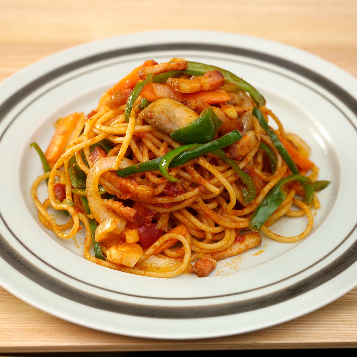 タバスコ レッドペッパーソース 350ml ナポリタン