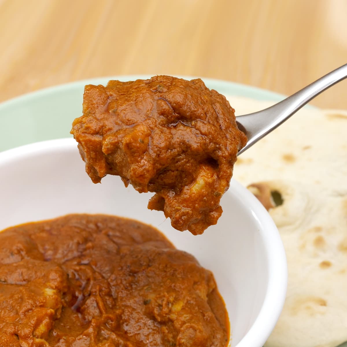 バターチキンカレー チキンのアップ