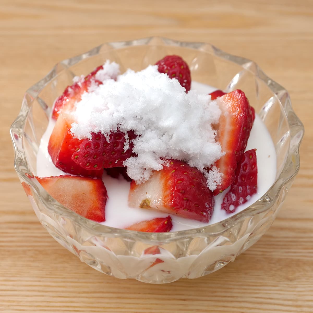 カナダ産ストロベリー　いちごミルク