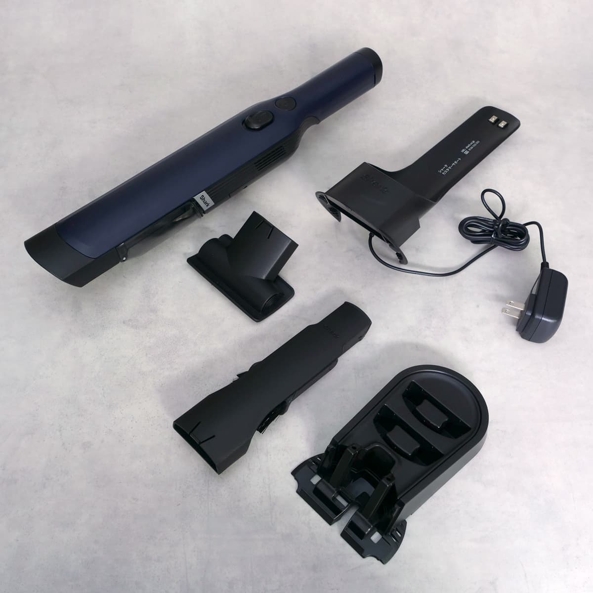 シャーク　充電式ハンディクリーナー　一式