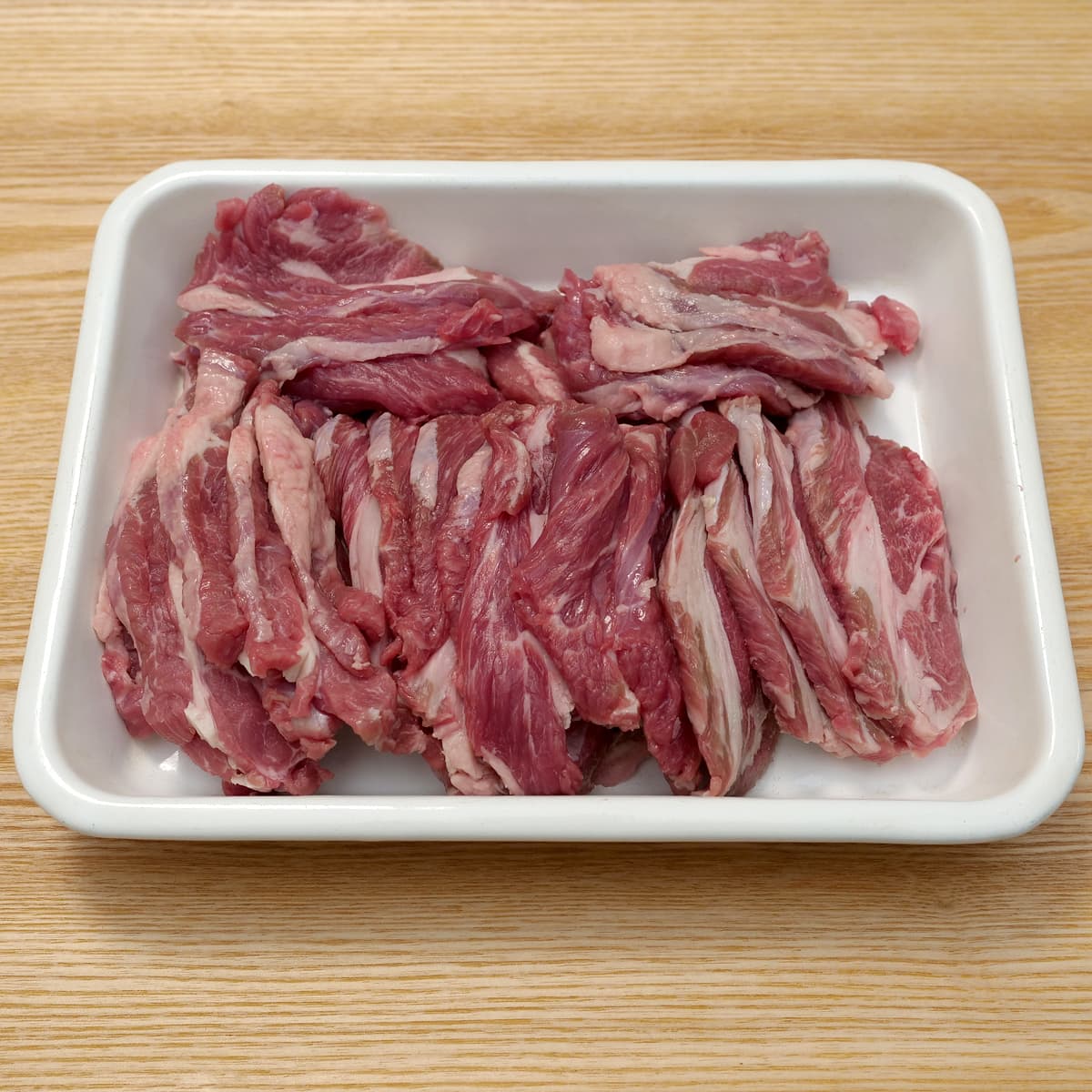 オーストラリア産チルドラム 肩ロース真空パック 切り分けた