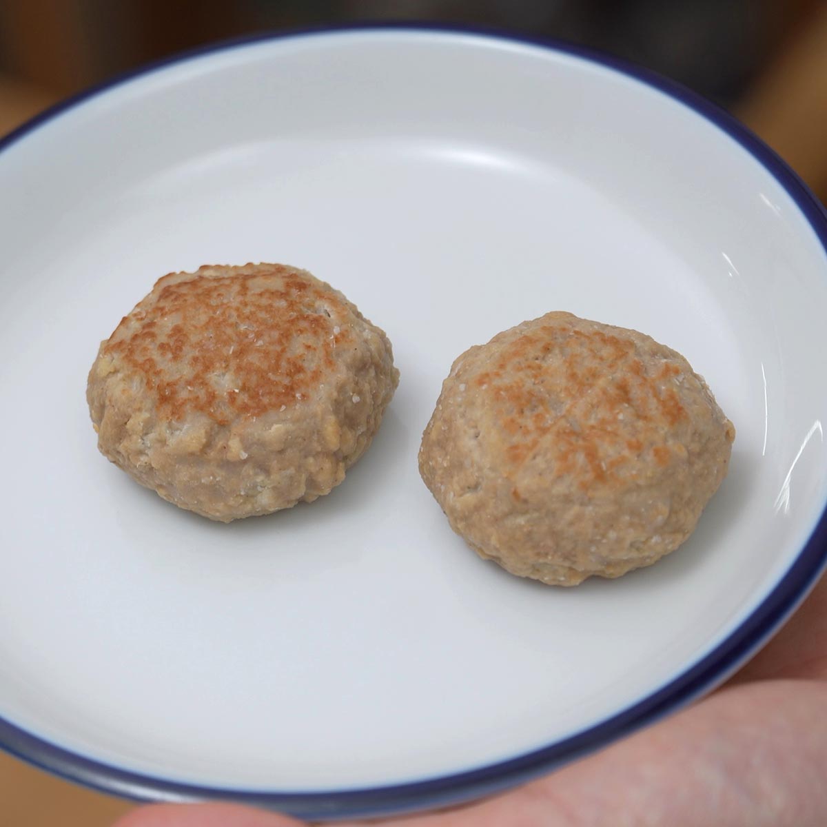 スターゼン　デリバーグ　ミニチーズイン　1kg　開封中身