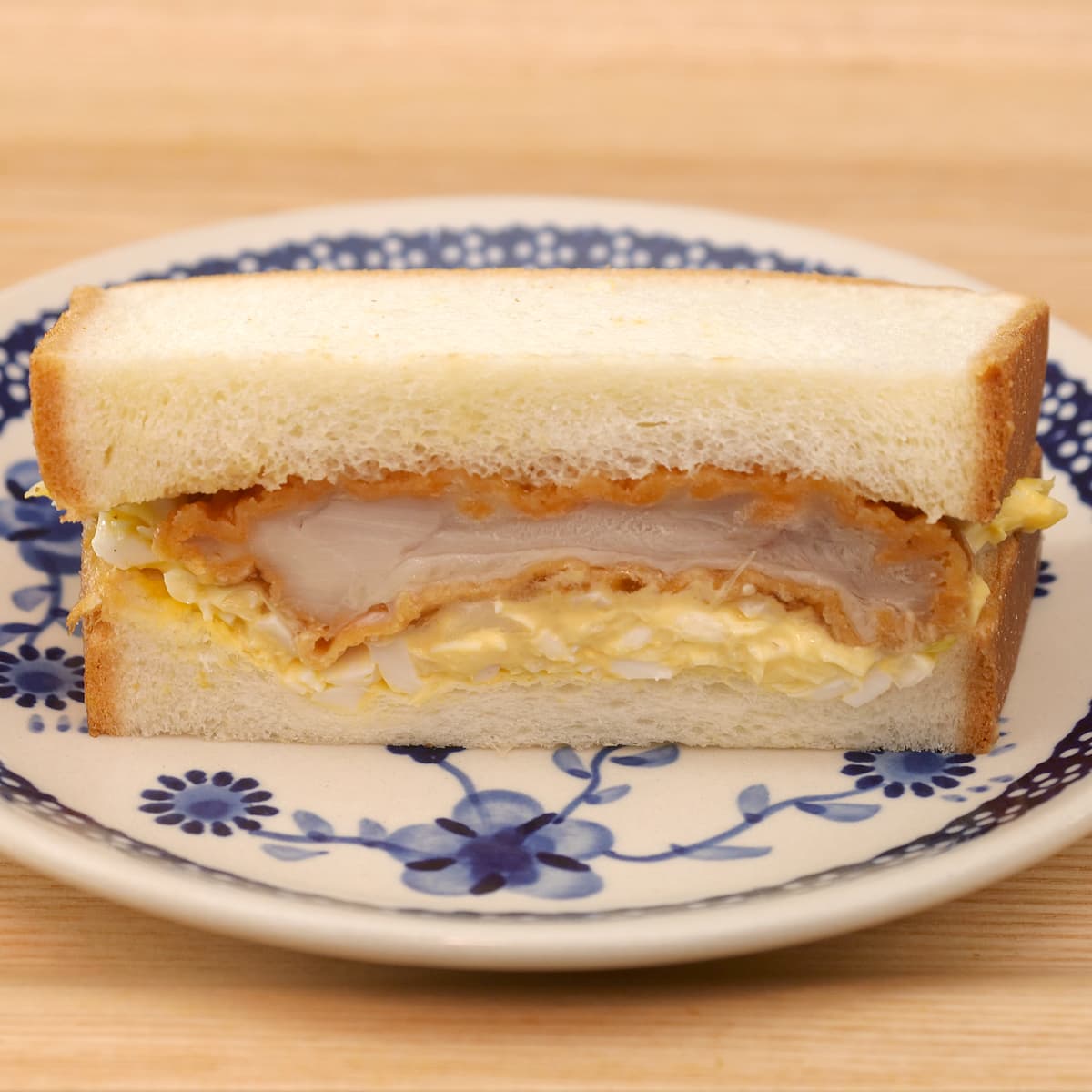タルタルチキンカツサンド　1個