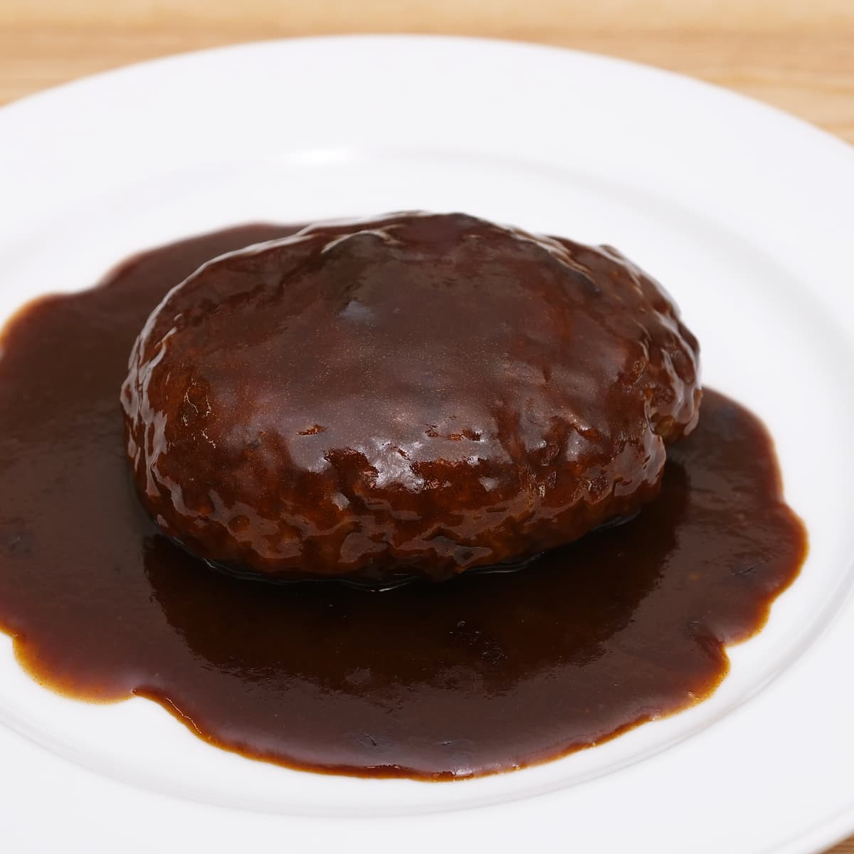 デミグラスハンバーグステーキ　レンジで温めた